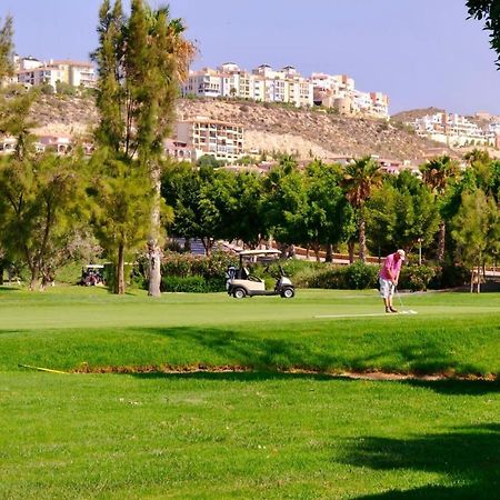 Suite Bonalba Alicante Bagian luar foto