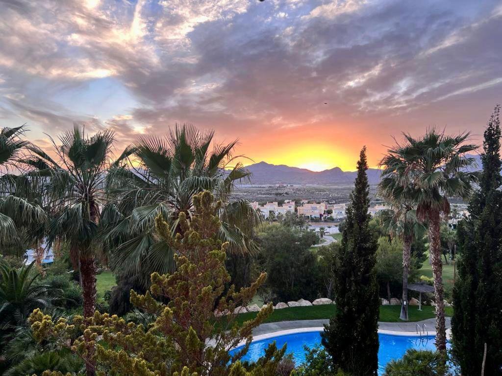 Suite Bonalba Alicante Bagian luar foto