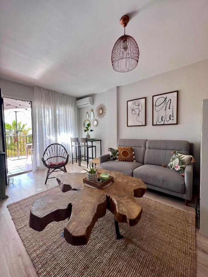 Suite Bonalba Alicante Bagian luar foto